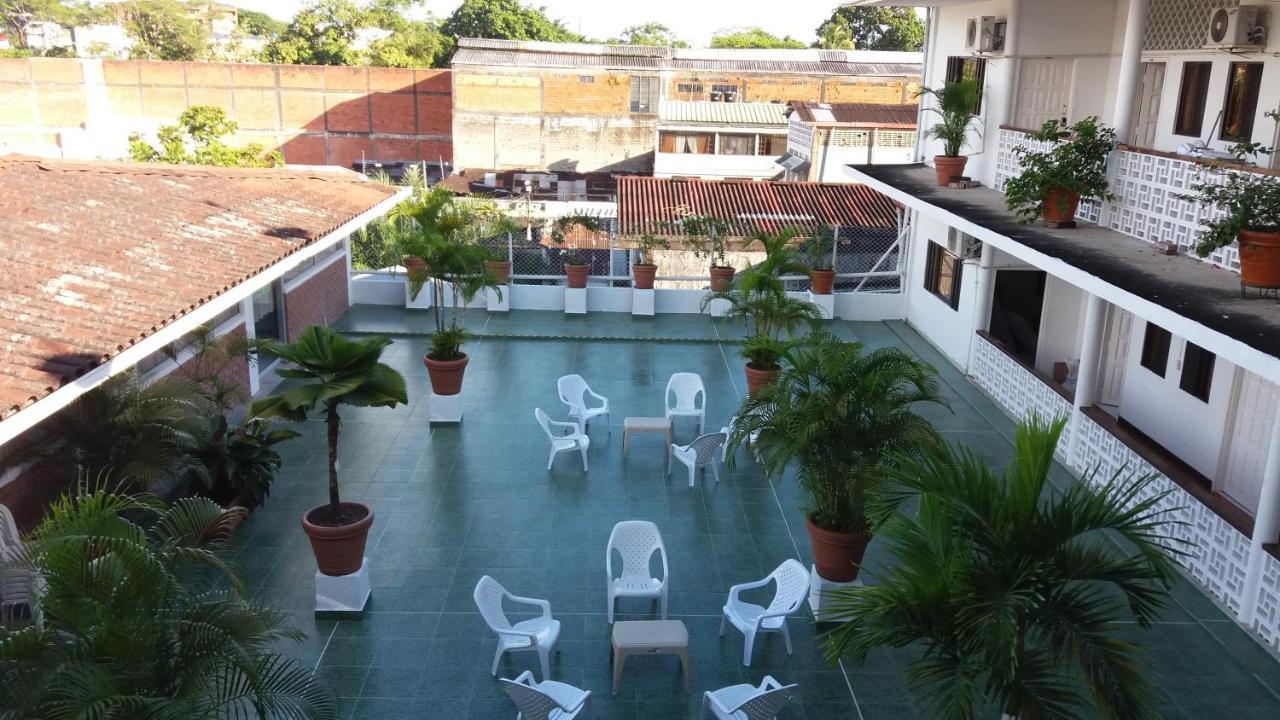 Hotel Royal Plaza Florencia  Exterior photo
